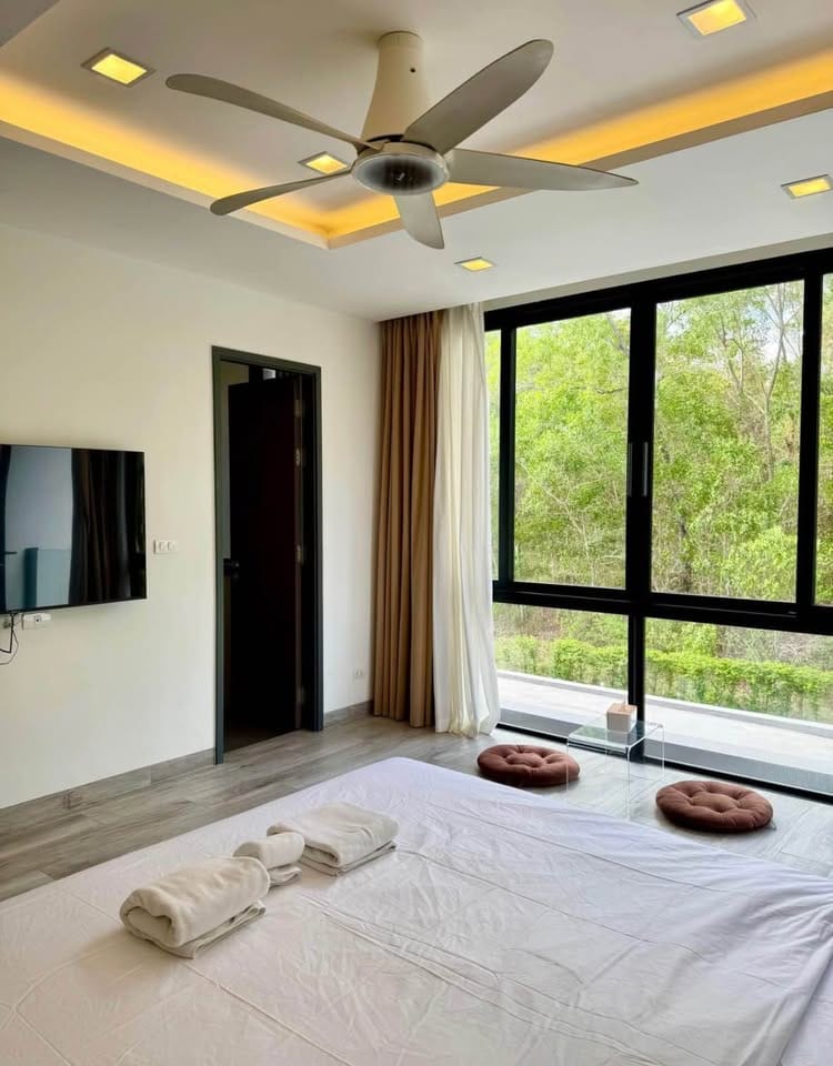 Luxury 3-Bedroom Pool Villa for Sale in Laguna 12
