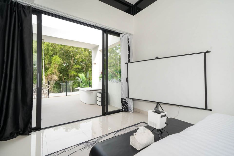 Luxury 3-Bedroom Pool Villa for Sale in Laguna 23