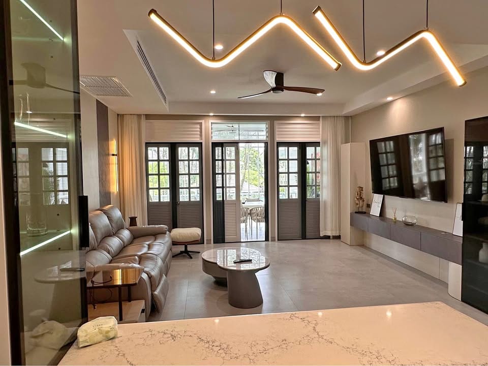 Fully Renovated 2-Bedroom Sea-View Apartment in Layan 13