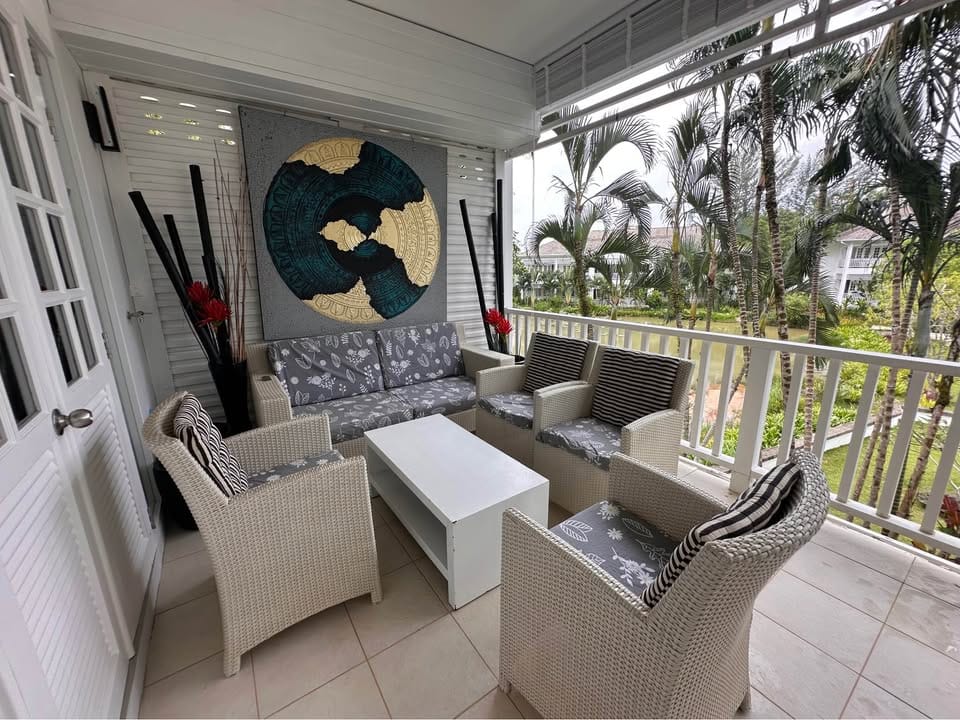 Fully Renovated 2-Bedroom Sea-View Apartment in Layan 2