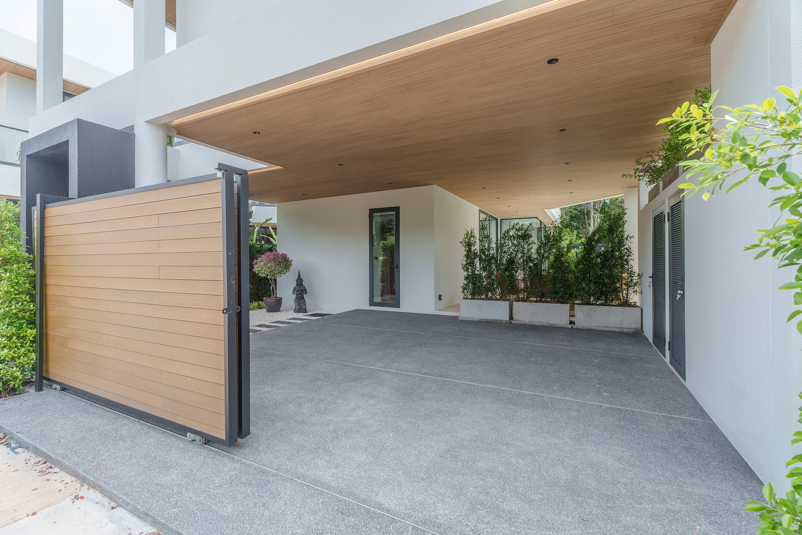 Ready-to-Move-In Luxury Pool Villa near Layan Beach 11