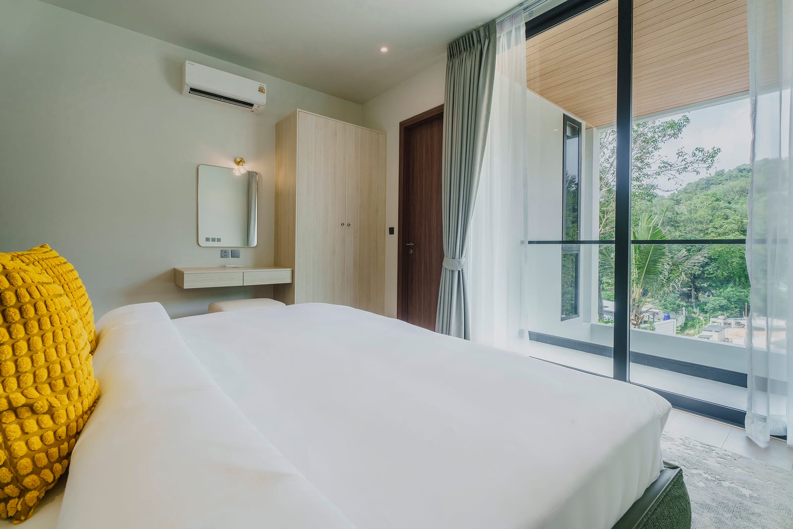 Ready-to-Move-In Luxury Pool Villa near Layan Beach 114