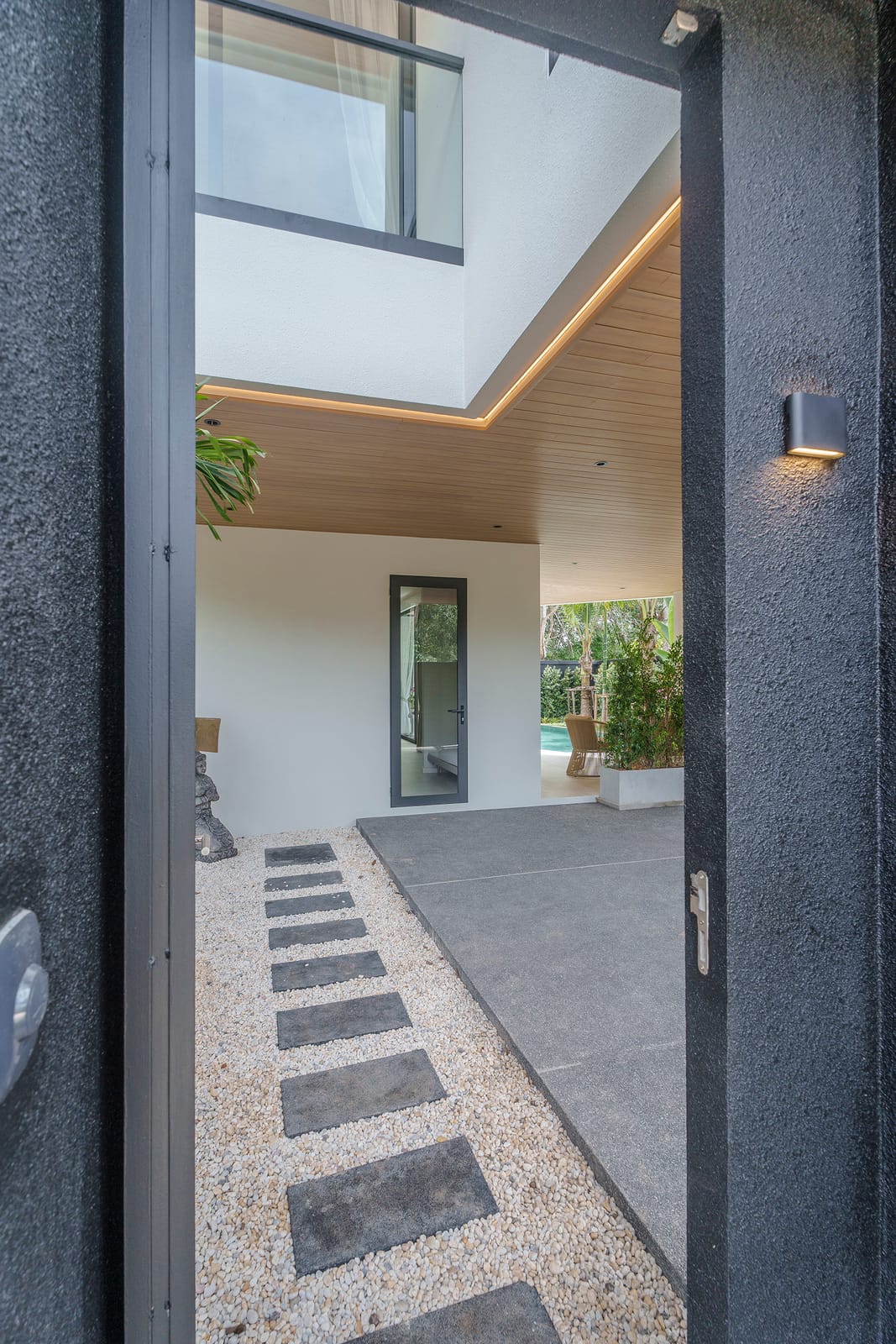Ready-to-Move-In Luxury Pool Villa near Layan Beach 33