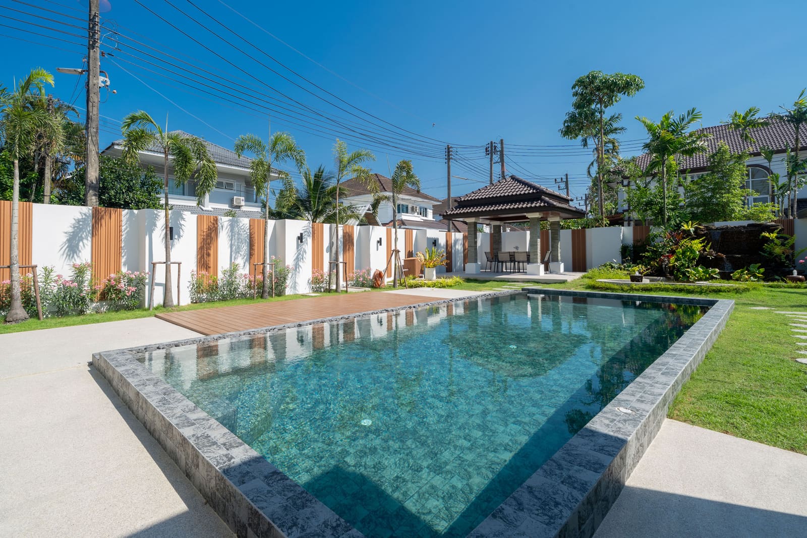 Luxury 4-Bedroom Pool Villa — Thalang 11