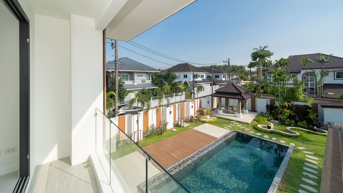Luxury 4-Bedroom Pool Villa — Thalang 2