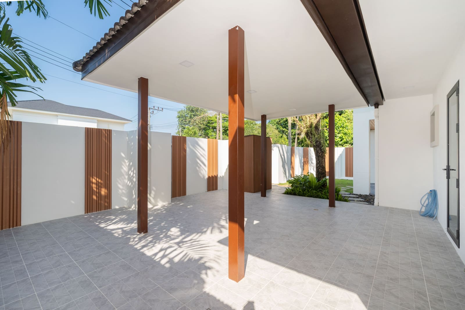 Luxury 4-Bedroom Pool Villa — Thalang 22