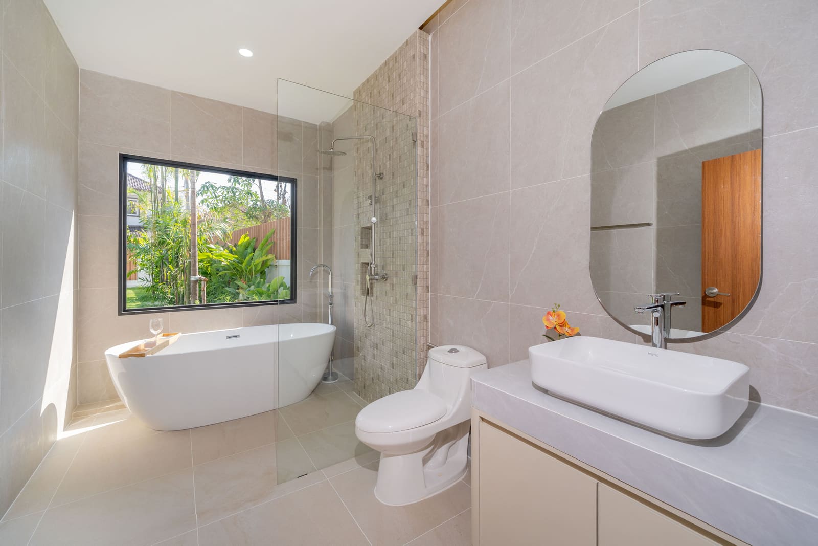 Luxury 4-Bedroom Pool Villa — Thalang 29