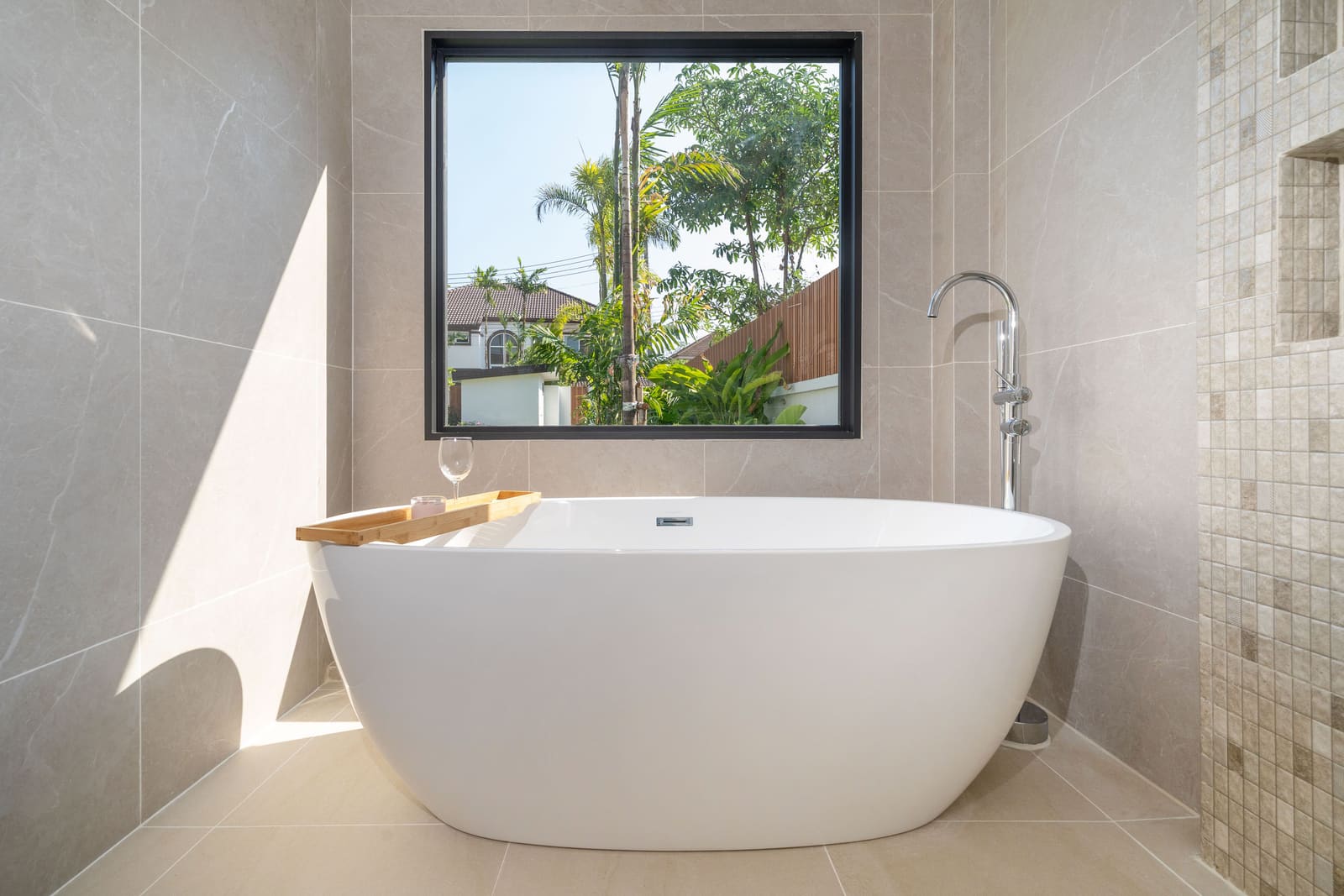 Luxury 4-Bedroom Pool Villa — Thalang 30