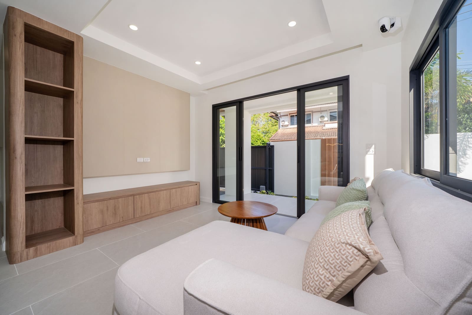 Luxury 4-Bedroom Pool Villa — Thalang 39