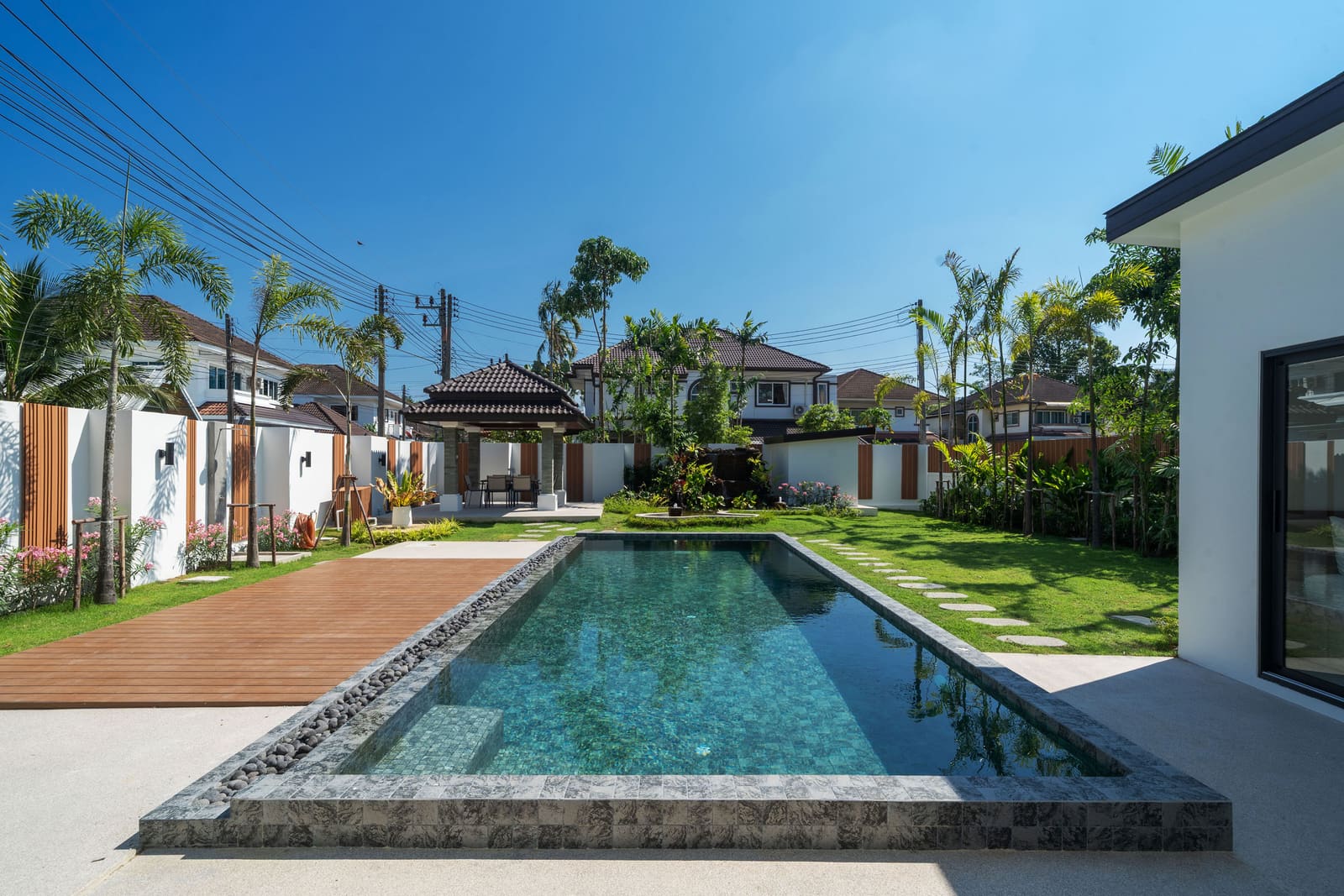 Luxury 4-Bedroom Pool Villa — Thalang 8