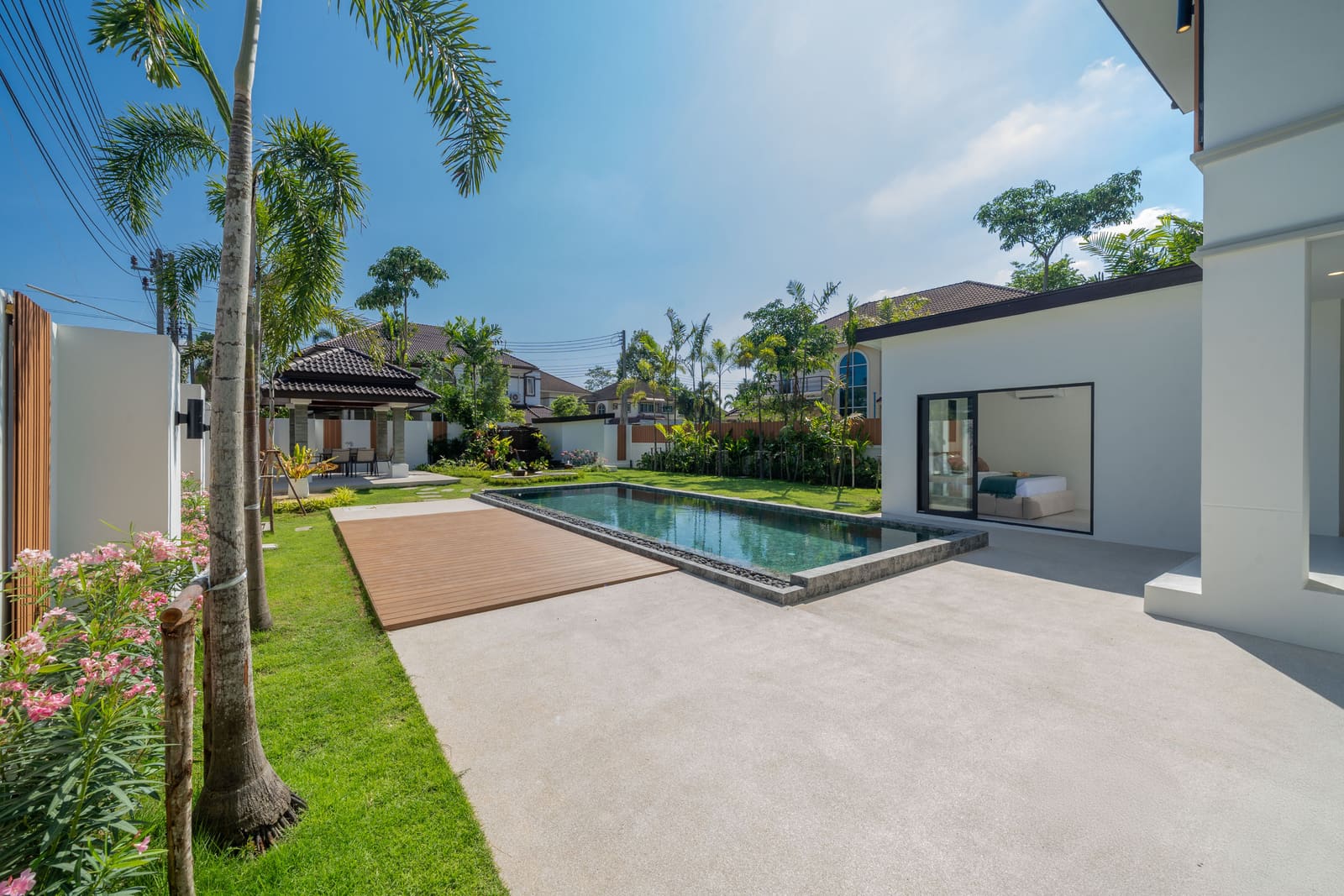 Luxury 4-Bedroom Pool Villa — Thalang 9
