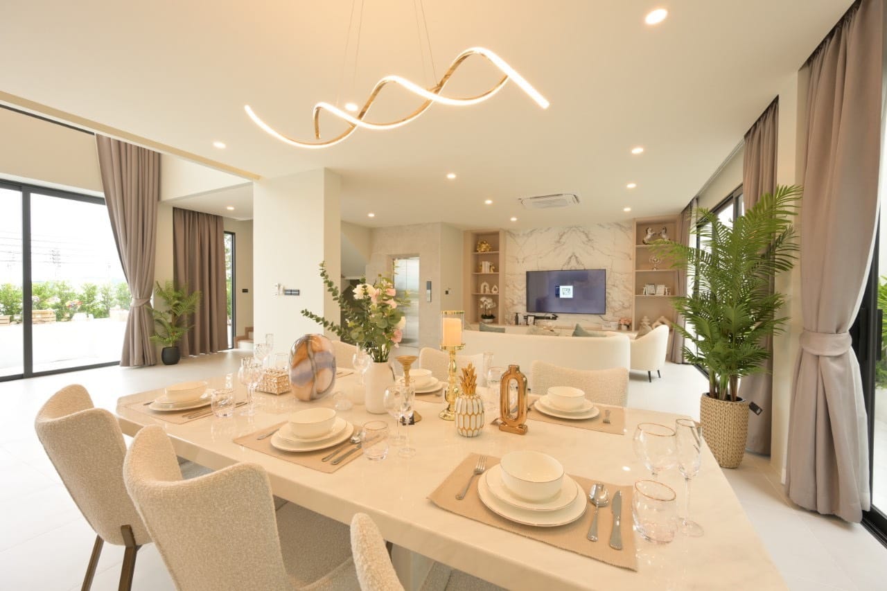 Super Luxury Pool Villa — Near Phuket Town 5