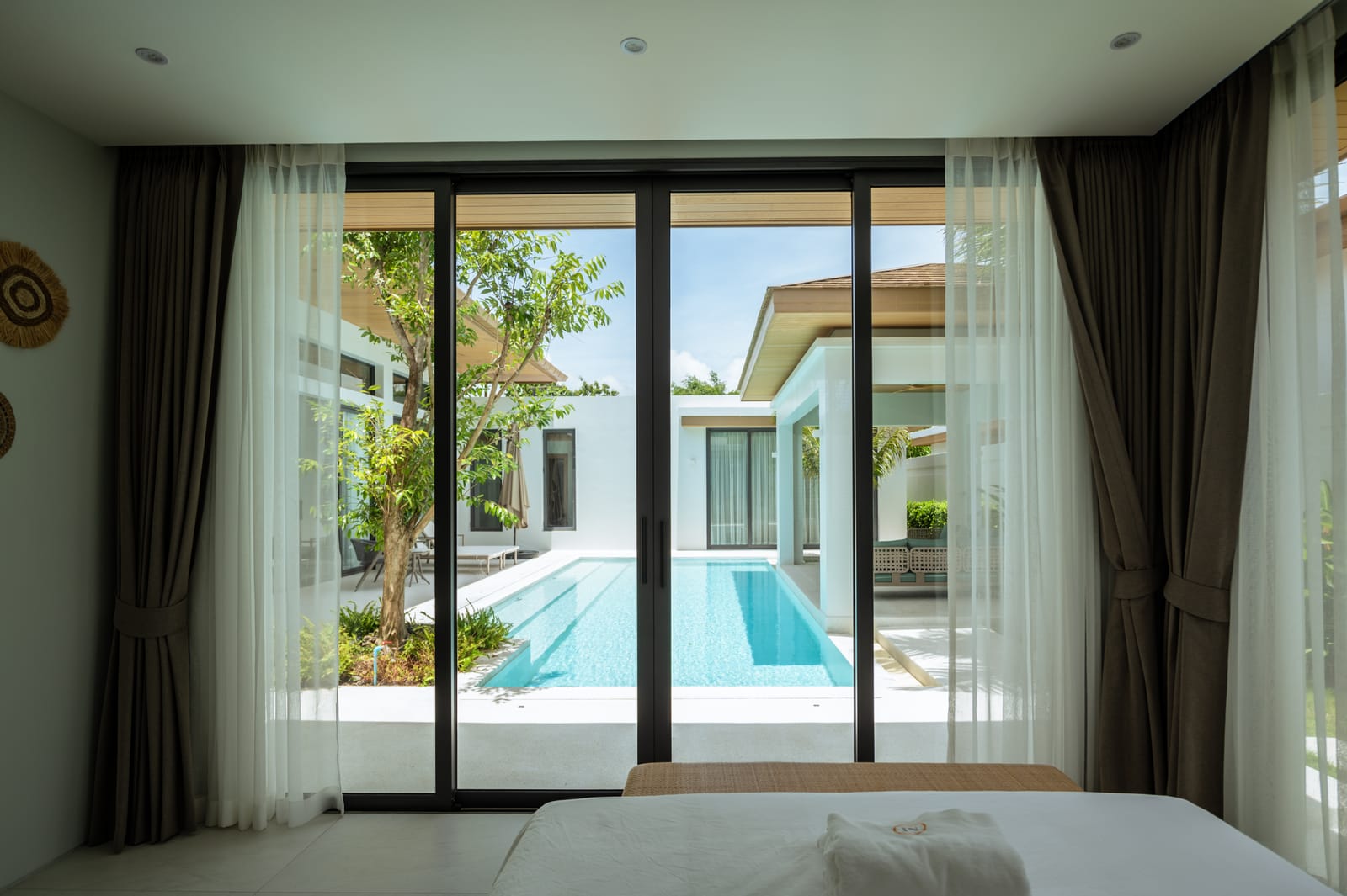 Modern 4-Bedroom Pool Villa — Mouana Maikhao 15