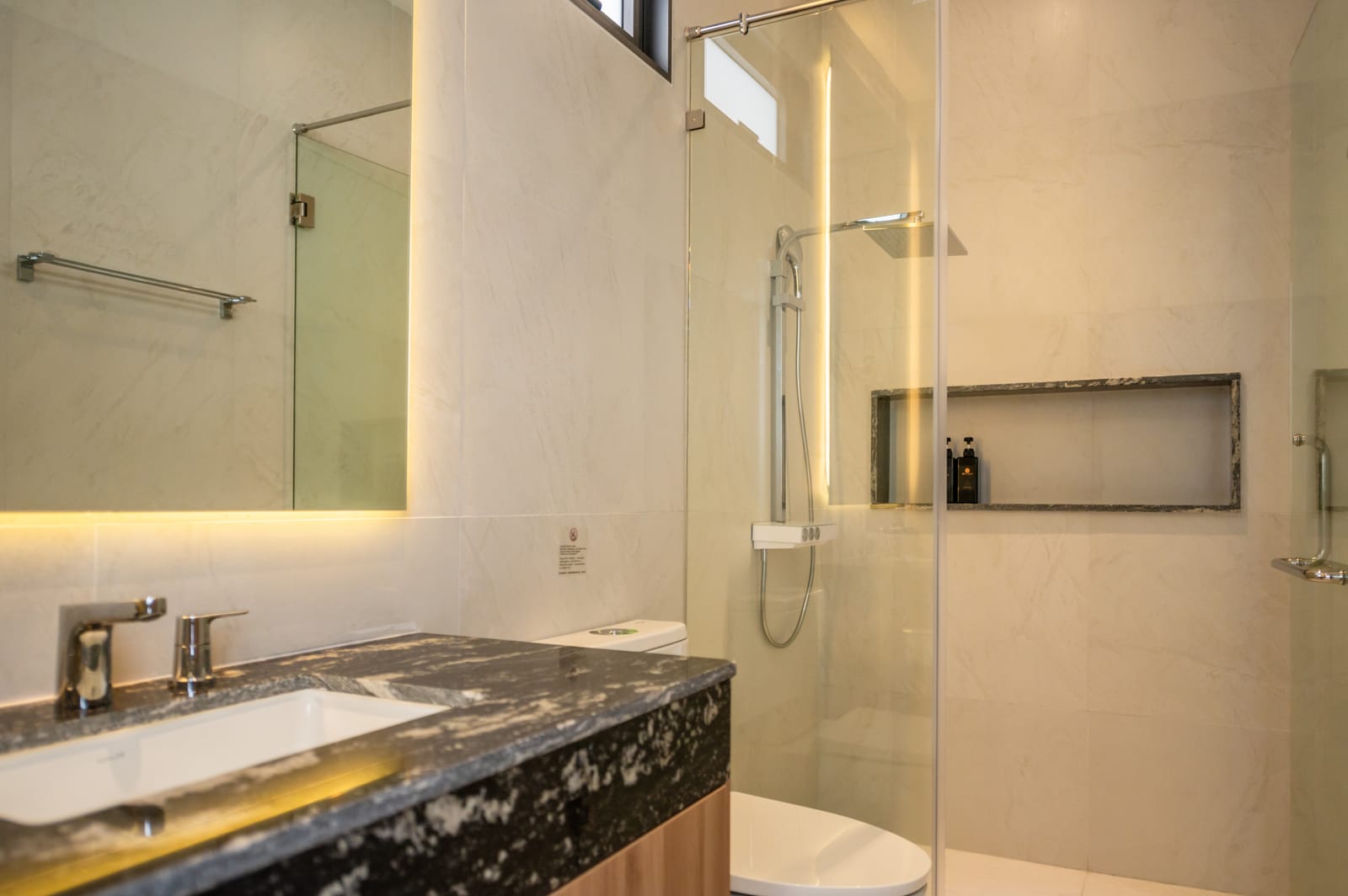 Modern 4-Bedroom Pool Villa — Mouana Maikhao 17