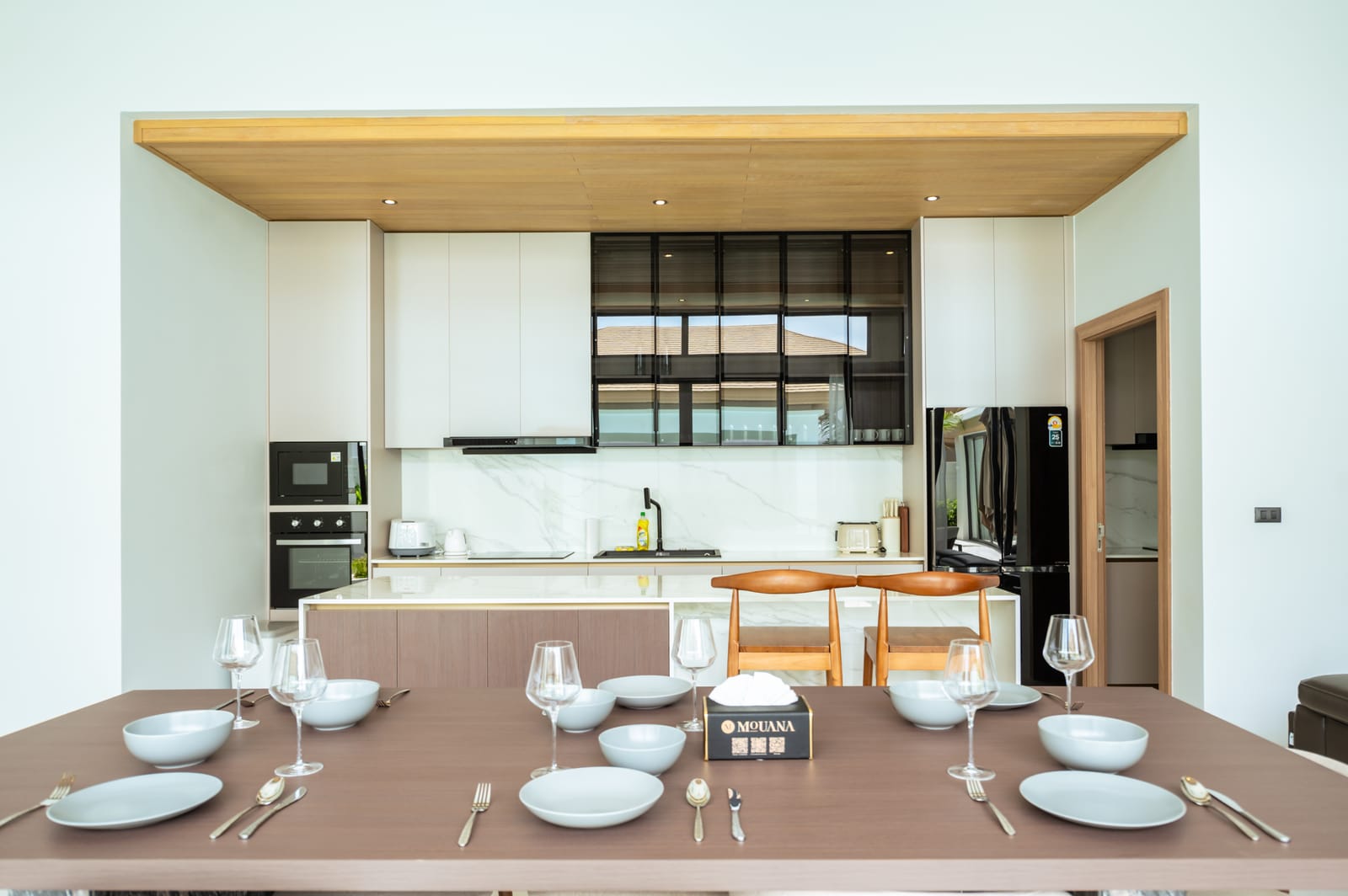 Modern 4-Bedroom Pool Villa — Mouana Maikhao 24
