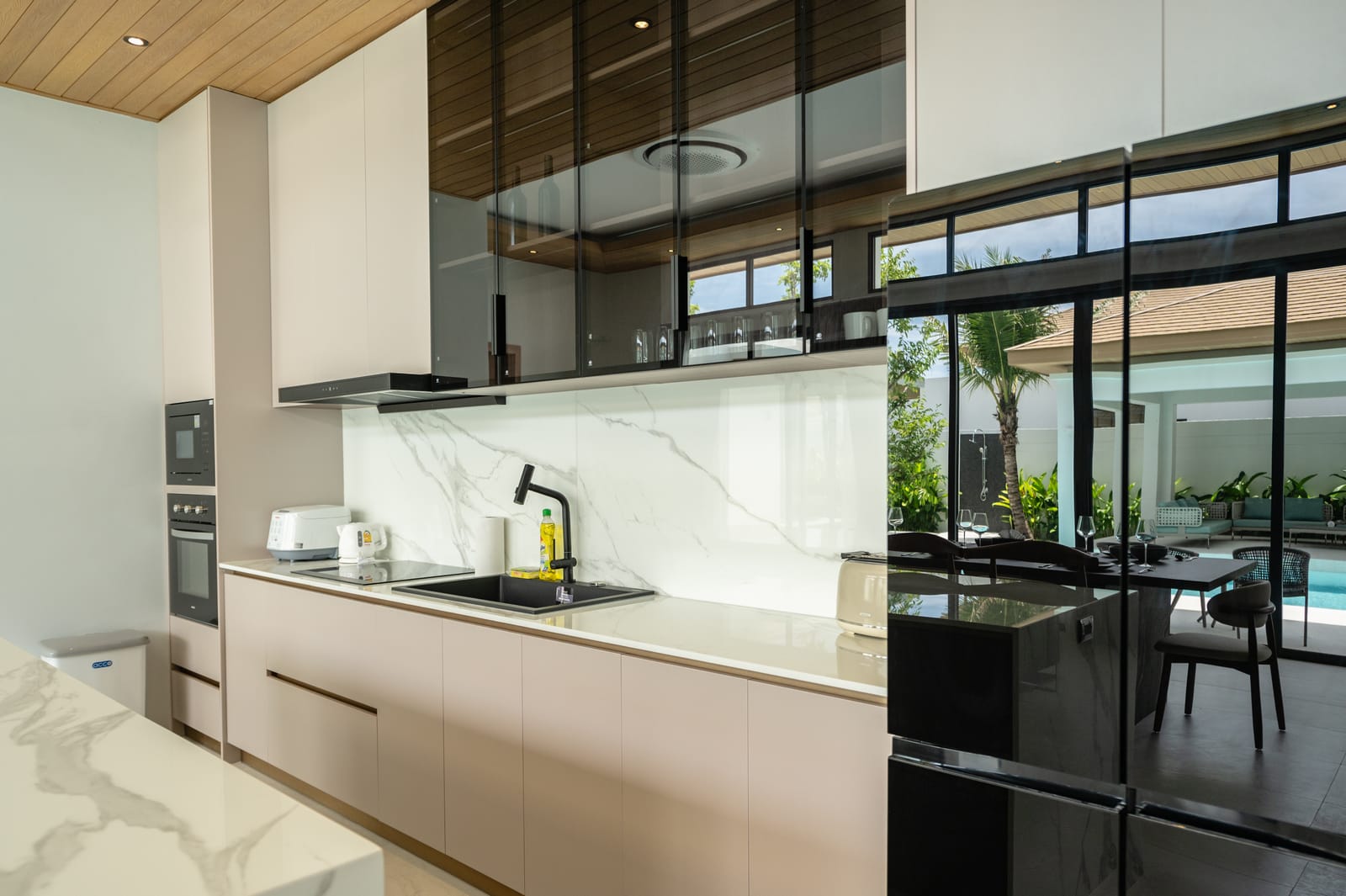 Modern 4-Bedroom Pool Villa — Mouana Maikhao 27