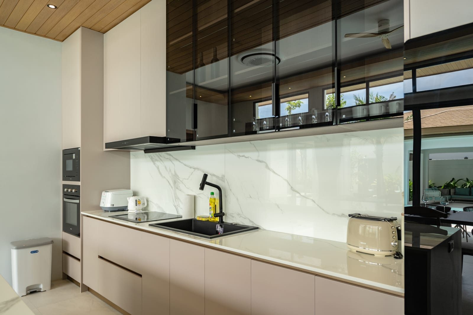Modern 4-Bedroom Pool Villa — Mouana Maikhao 30