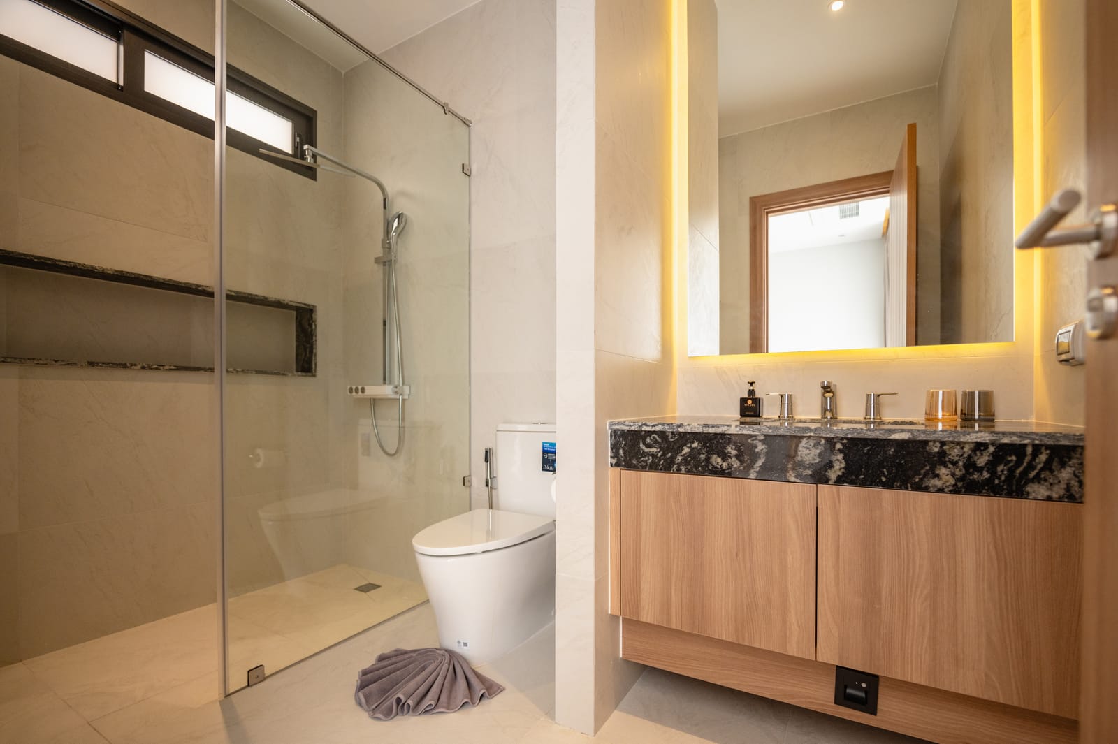 Modern 4-Bedroom Pool Villa — Mouana Maikhao 39