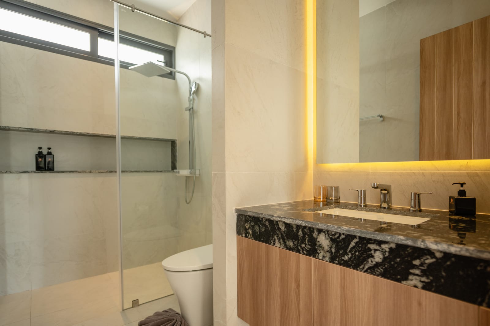 Modern 4-Bedroom Pool Villa — Mouana Maikhao 44