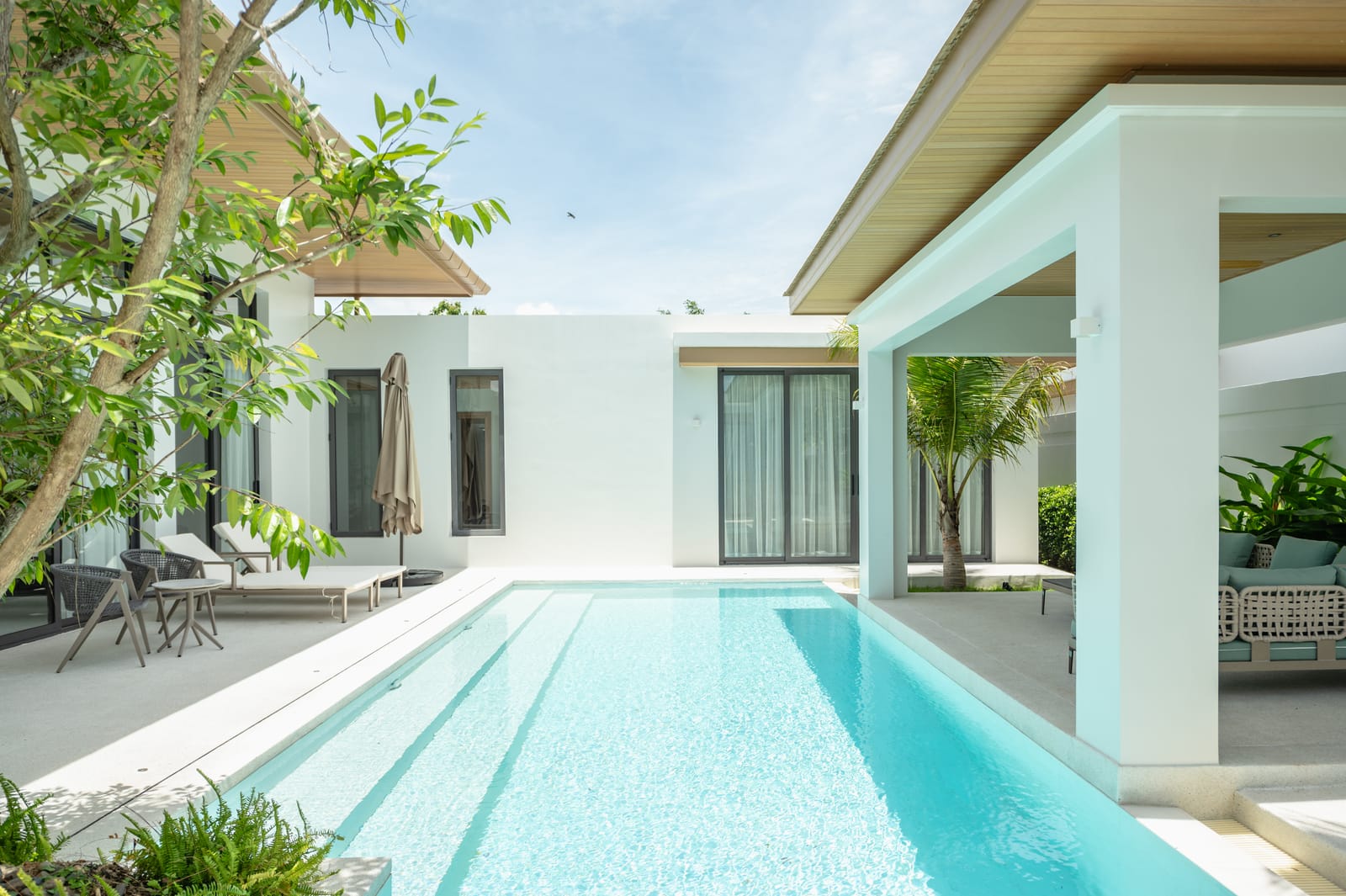 Modern 4-Bedroom Pool Villa — Mouana Maikhao 8