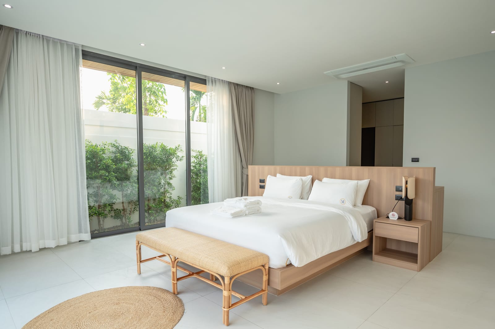 Luxury 5-Bedroom Pool Villa — Mouana Maikhao 24