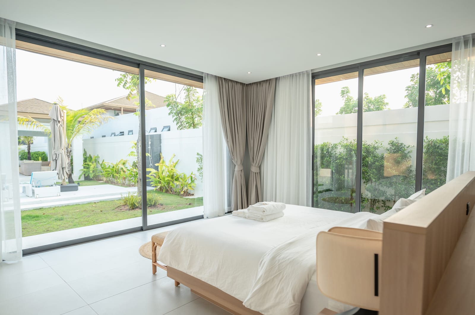 Luxury 5-Bedroom Pool Villa — Mouana Maikhao 25