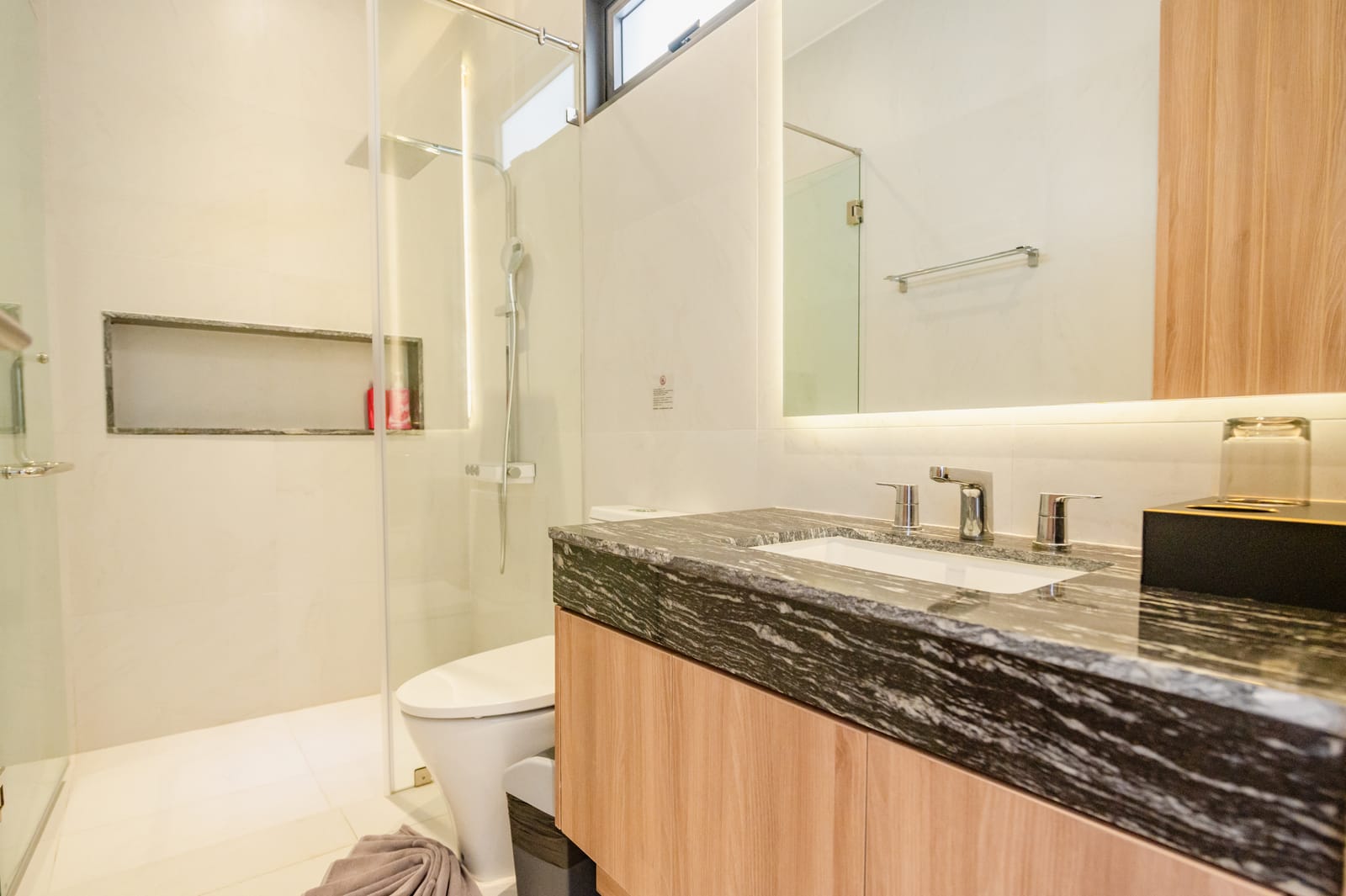 Luxury 5-Bedroom Pool Villa — Mouana Maikhao 9