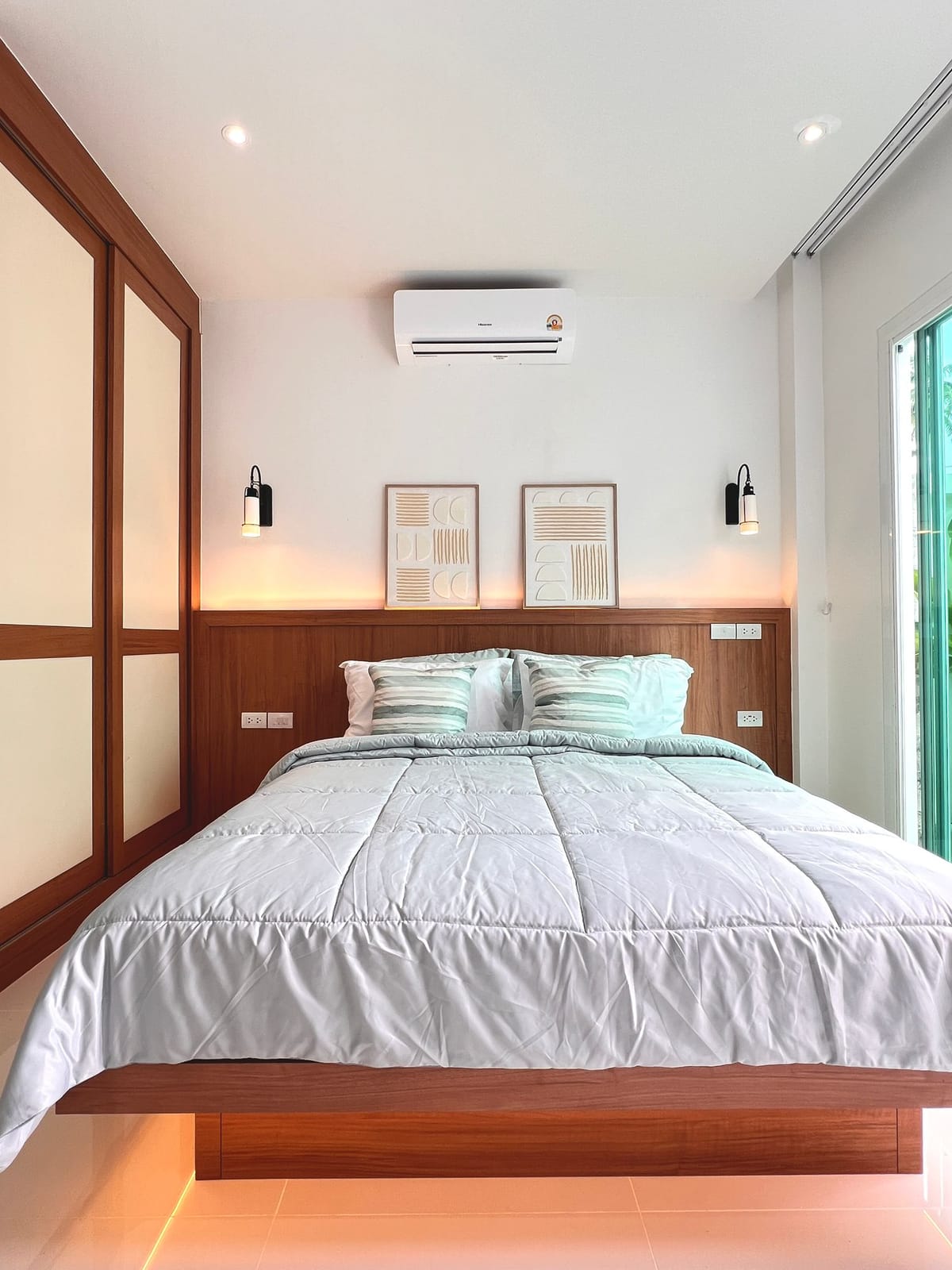 Pool Villa — 5 Minutes to Nai Harn Beach 13