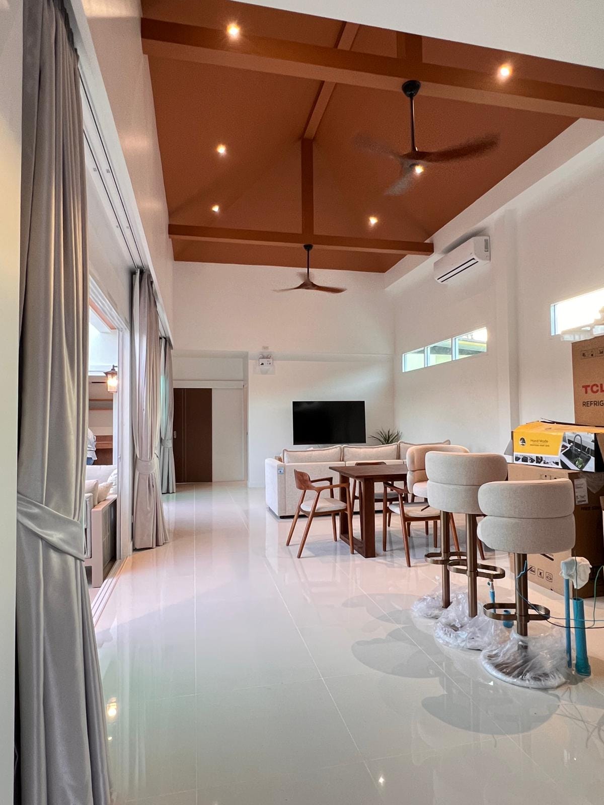 Pool Villa — 5 Minutes to Nai Harn Beach 35