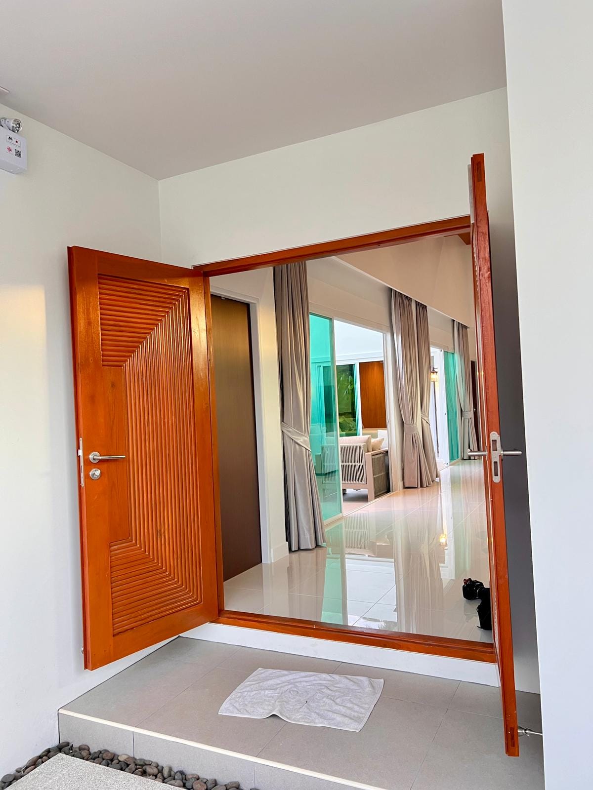 Pool Villa — 5 Minutes to Nai Harn Beach 39
