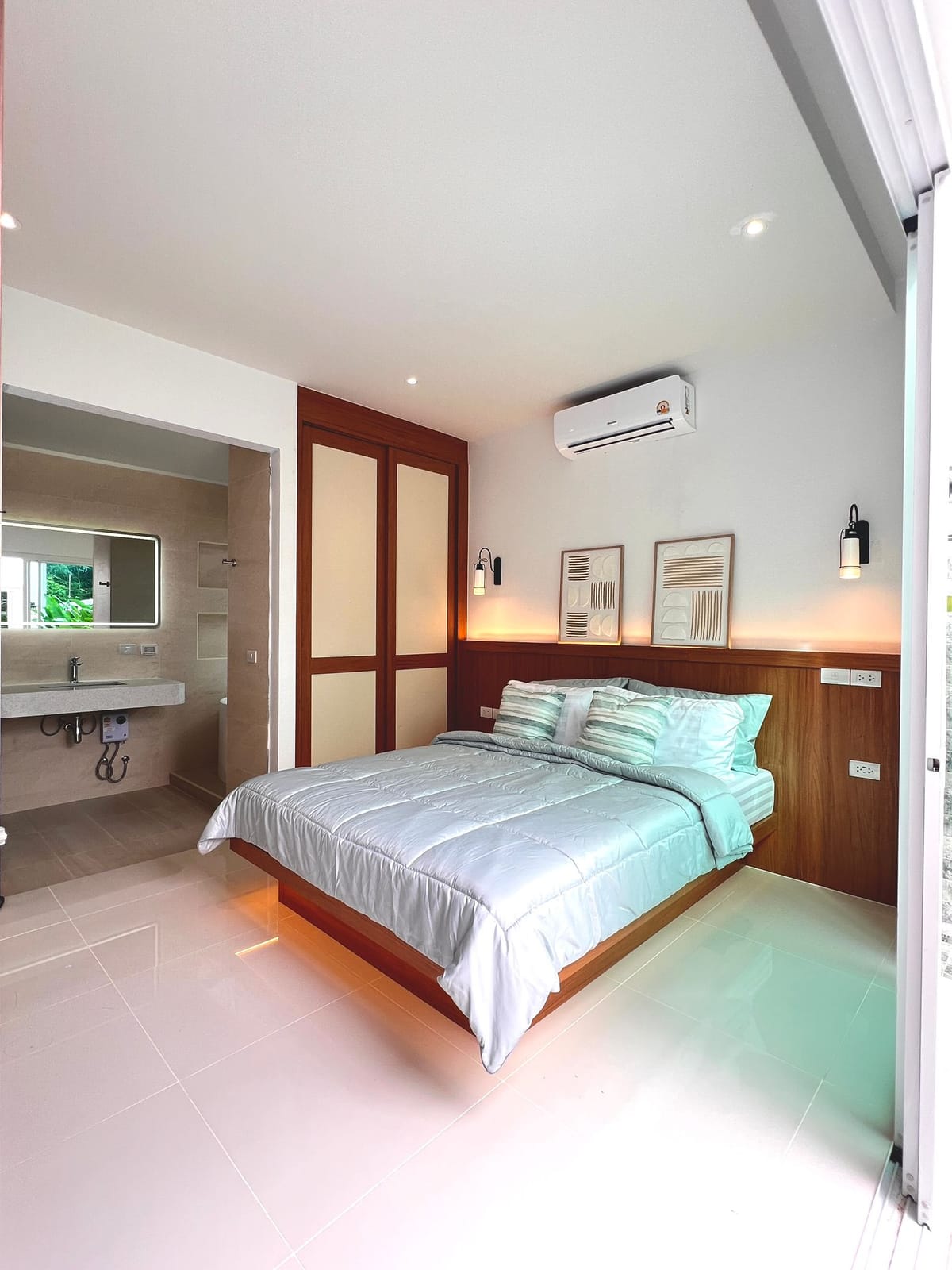 Pool Villa — 5 Minutes to Nai Harn Beach 5