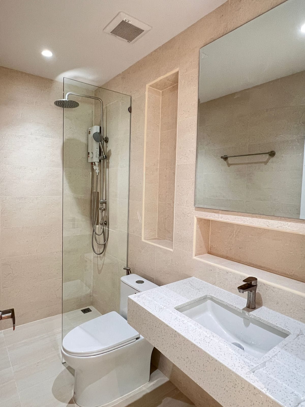 Pool Villa — 5 Minutes to Nai Harn Beach 9