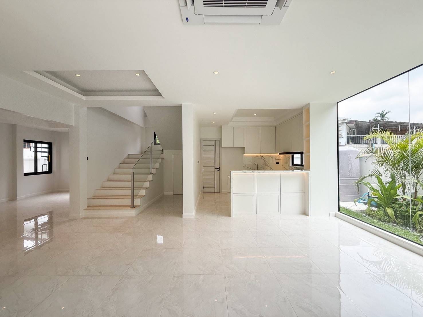 New Luxury Pool Villa, Songkhun Village — Chalong 14