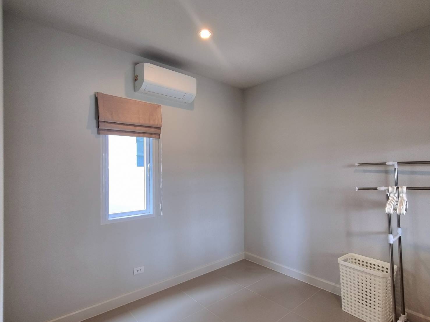 Modern 2-Storey House for Rent at Anasiri Paklok 9
