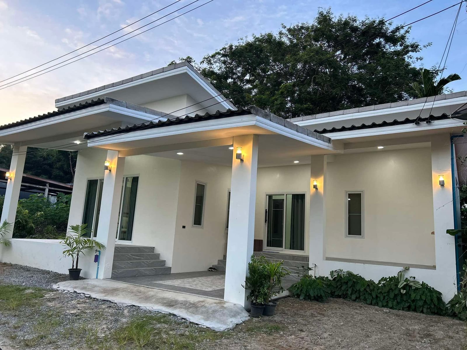 Modern 2-Bedroom House for Rent — Pa Khlok, near Yacht Haven 10
