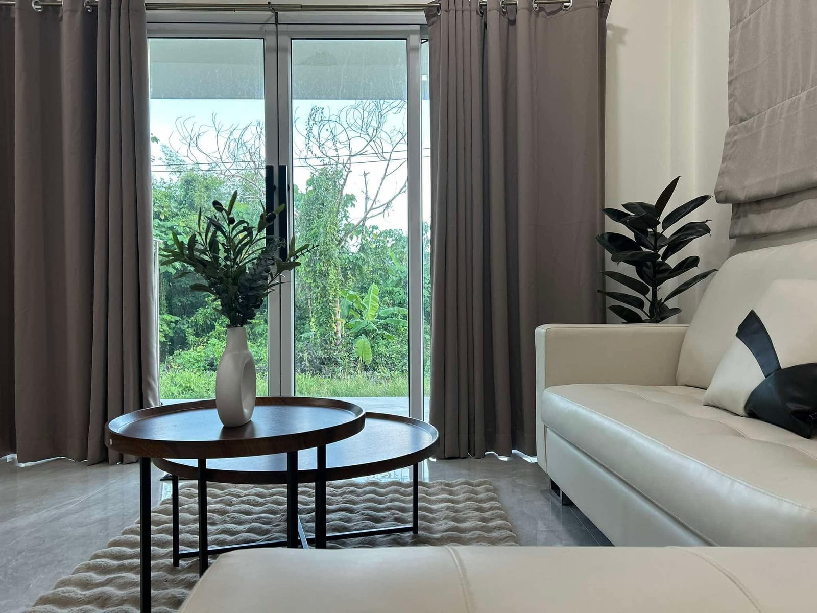 Modern 2-Bedroom House for Rent — Pa Khlok, near Yacht Haven 5