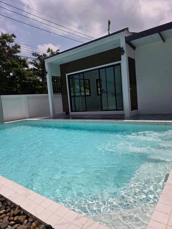 4-Bedroom Private Pool Villa for Rent in Pa Khlok 2