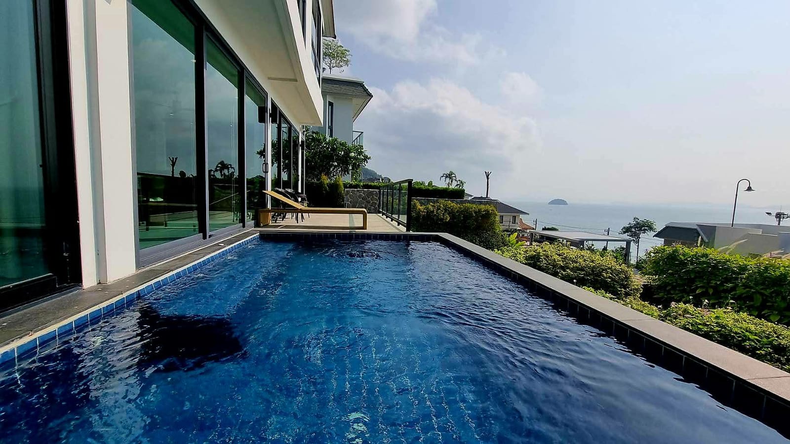 3-Bedroom Seaview Pool Villa, 80m from the Sea — Ao Po, Paklok 15