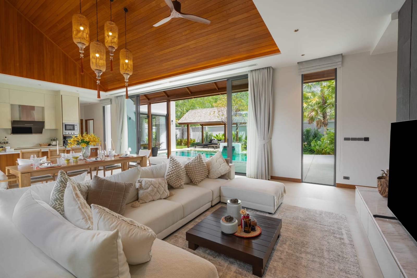 Brand New Private Pool Villa in Pasak 24