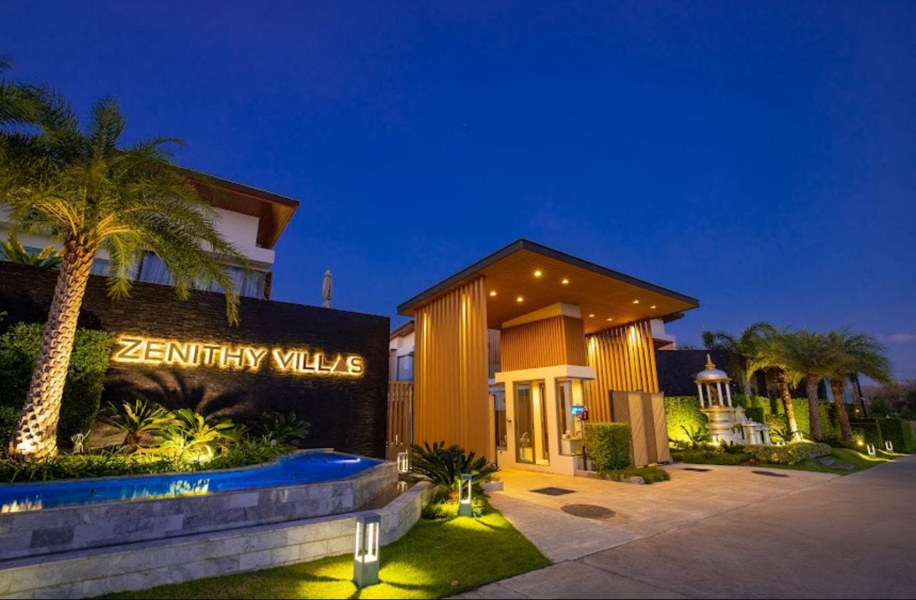 Villa Pasak 8 with Private Gym for Rent