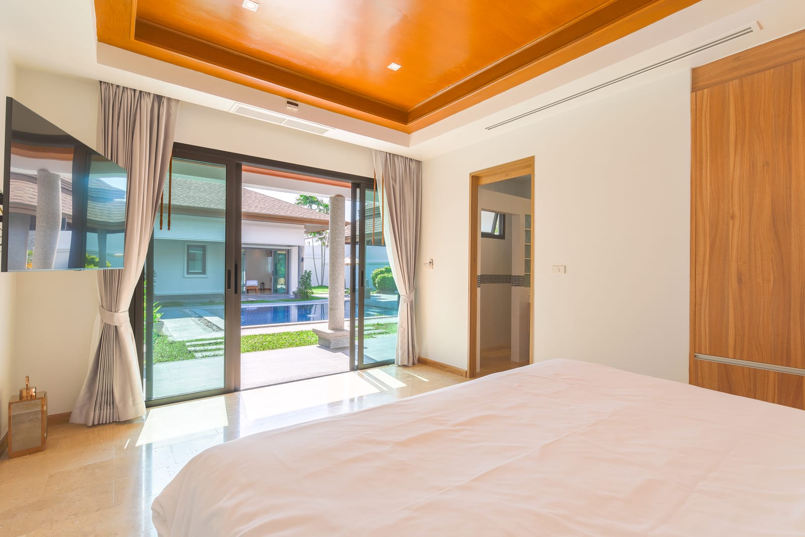 Luxury 4-Bedroom Pool Villa for Rent - Cherng Talay Soi 4 3