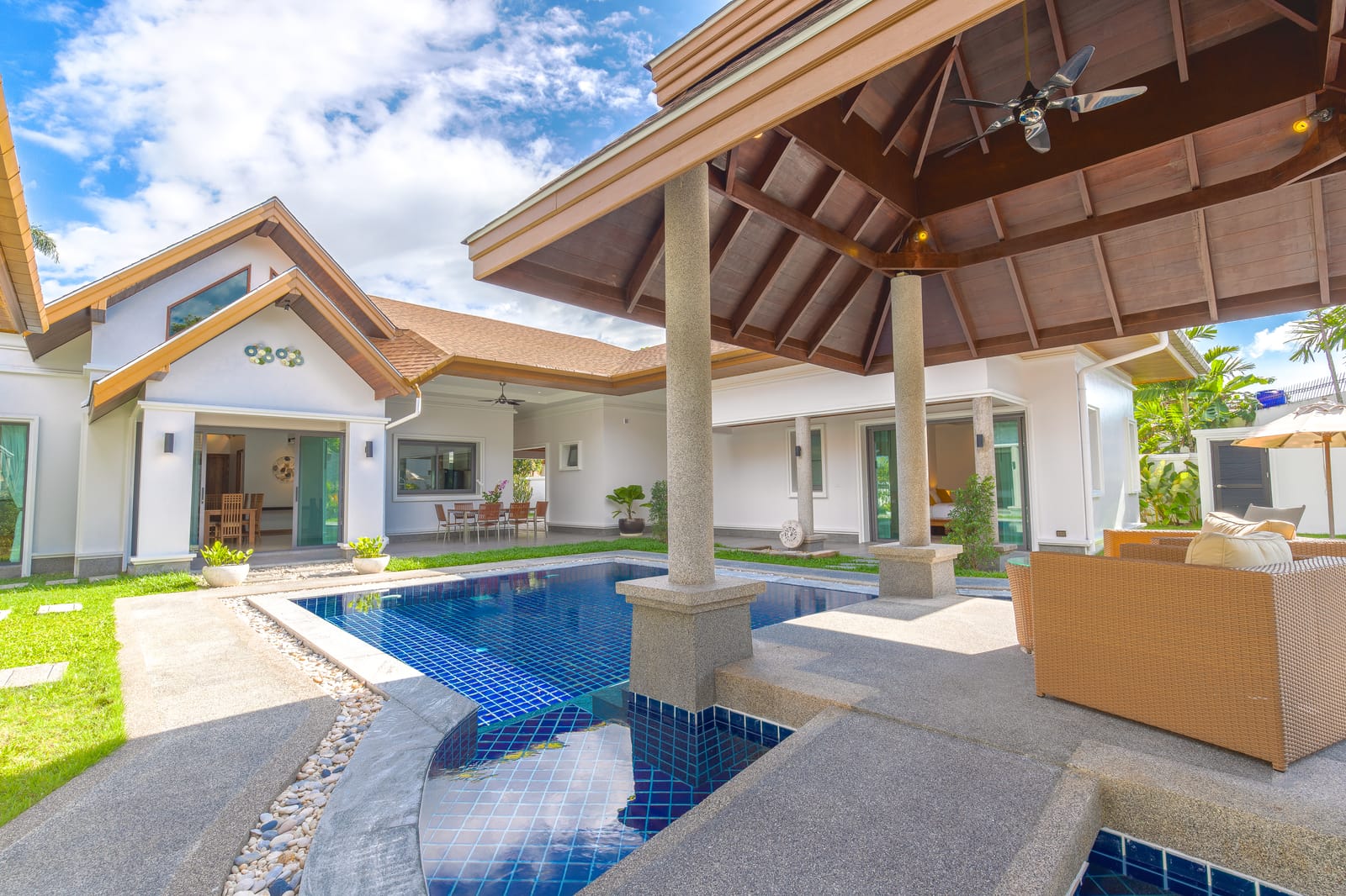 Luxury 4-Bedroom Pool Villa for Rent - Cherng Talay Soi 4 37
