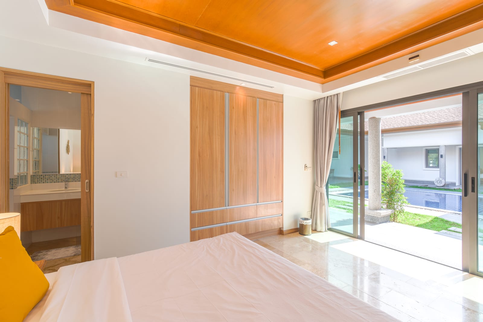 Luxury 4-Bedroom Pool Villa for Rent - Cherng Talay Soi 4 7