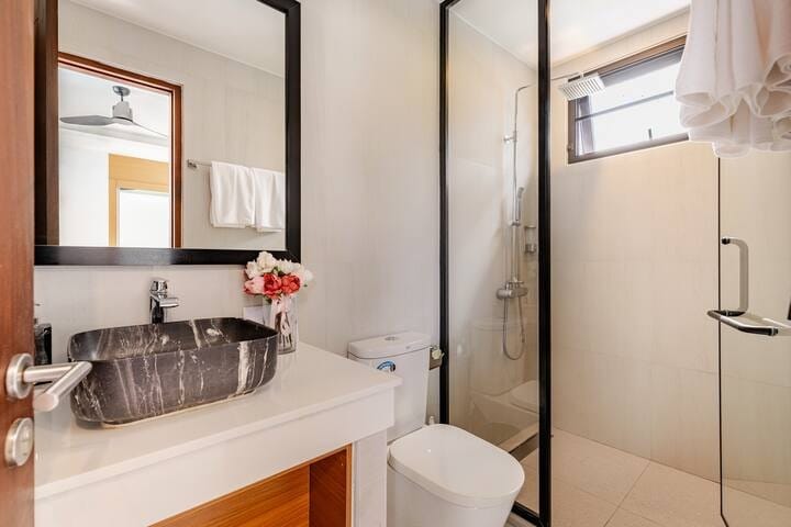 Luxury 4-Bedroom Pool Villa for Rent - Pasak Soi 3, Cherng Talay 10