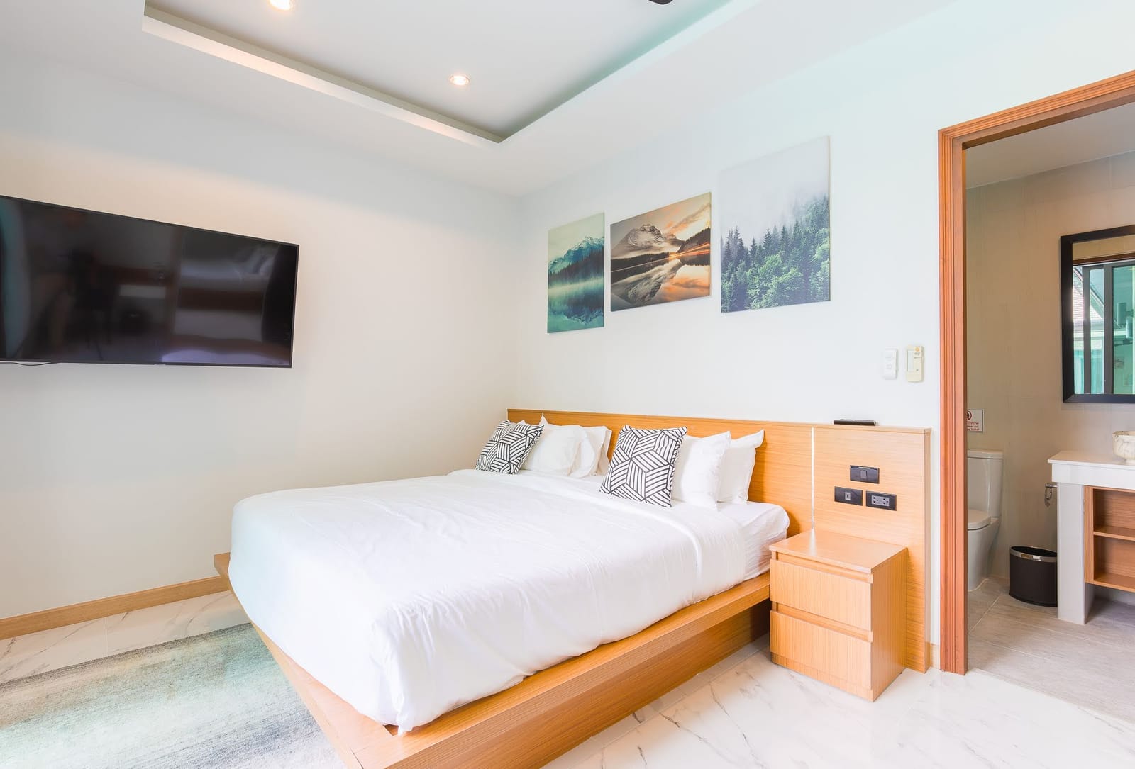 Luxury 4-Bedroom Pool Villa for Rent - Pasak Soi 3, Cherng Talay 5