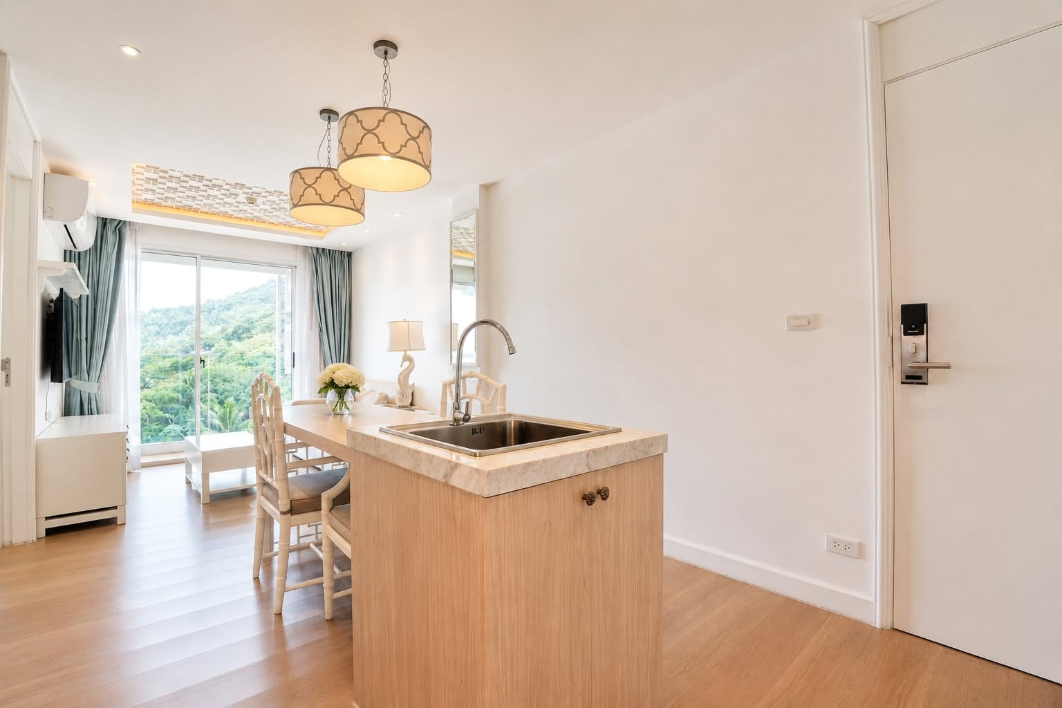 Sea-View Residences — Seavale, Patong 12
