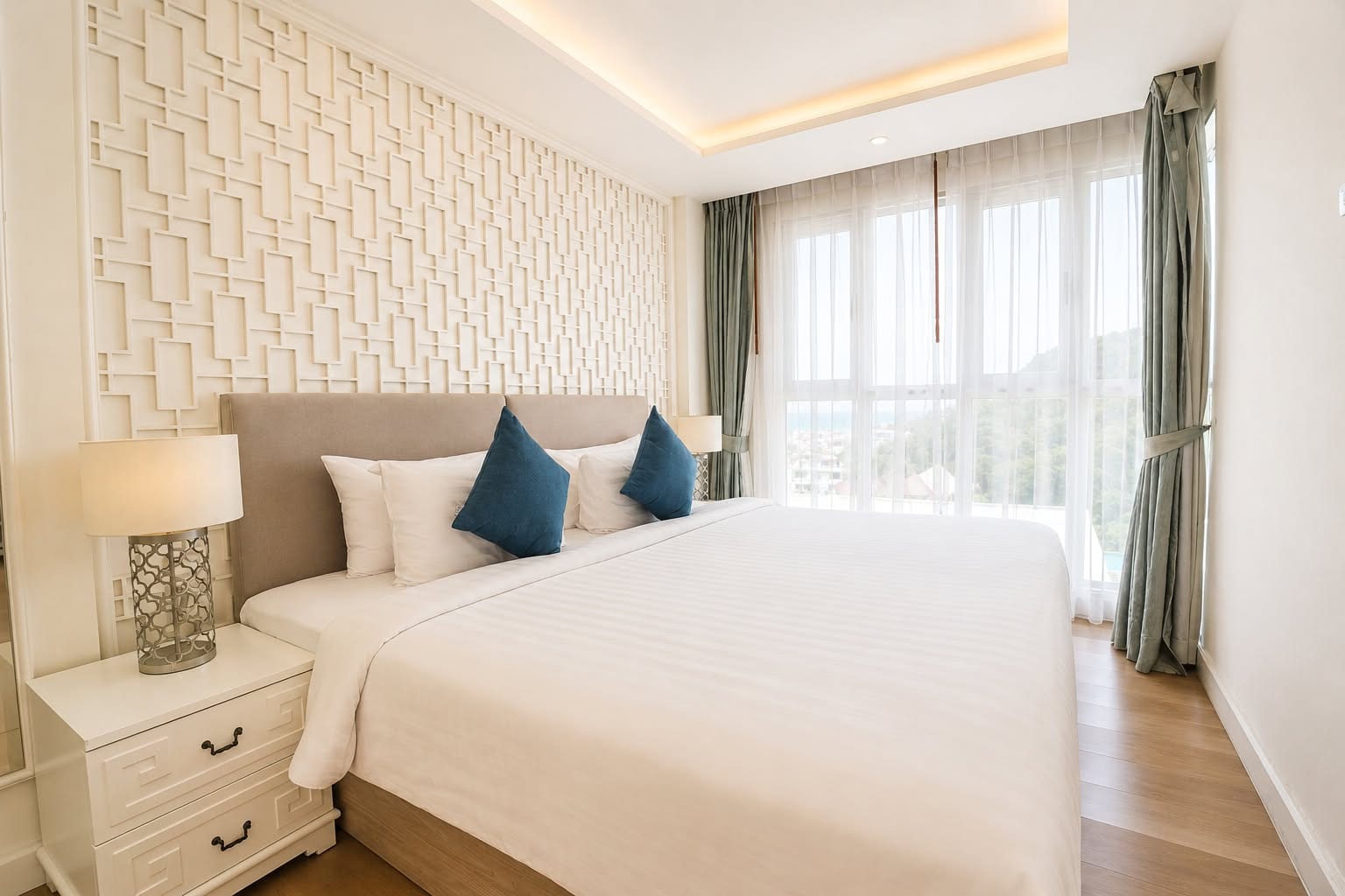 Sea-View Residences — Seavale, Patong 13
