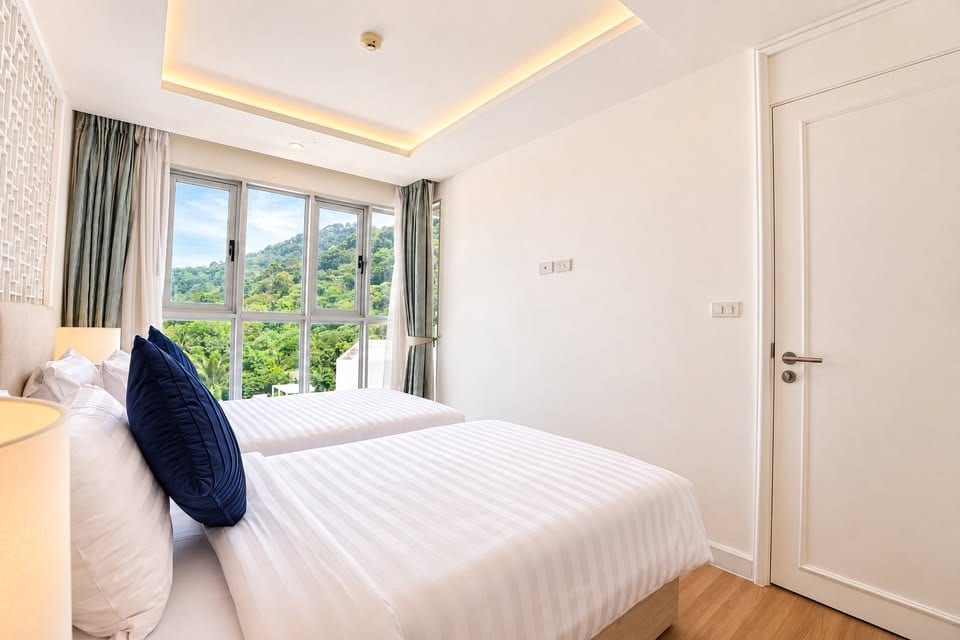 1-Bedroom Condo for Rent in Patong, Phuket — interior view