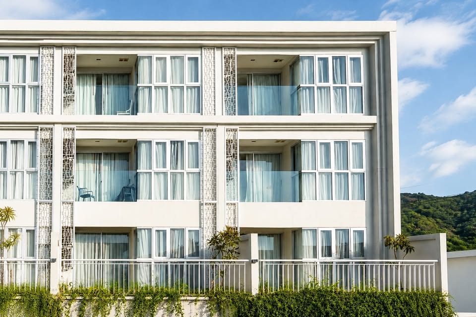 1-Bedroom Condo for Rent in Patong, Phuket — interior view