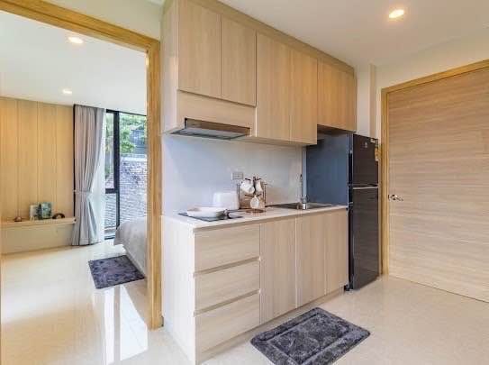 Pool-View 1-Bedroom Apartment — The Viva Patong 10